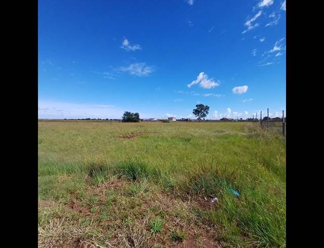 1,118M² VACANT LAND FOR SALE IN RIVERSDALE